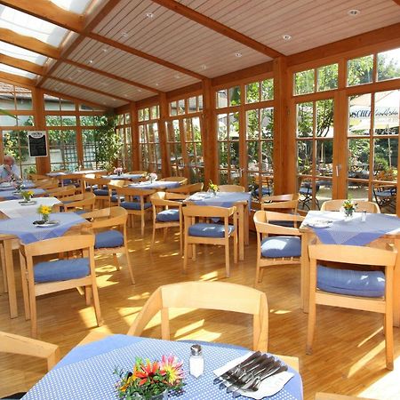 Karpfenhotel & Herrenhaus Im Gasthaus Sindel-Buckel 福伊希特旺根 外观 照片